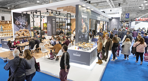 The 18th ARTOZA closed with important deals & great visitor success